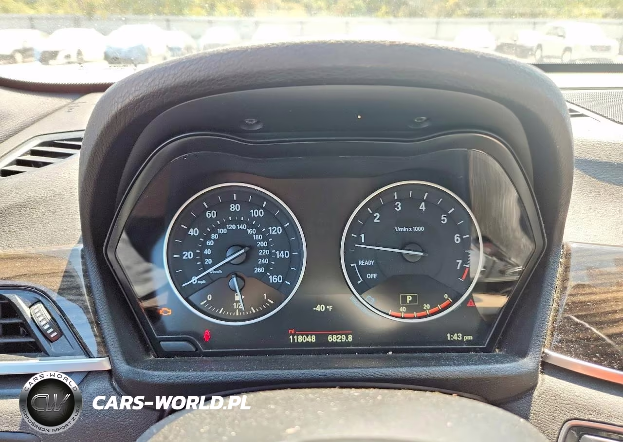 2018 BMW X1 xDrive28I VIN:WBXHT3C33J5K20449 - 9