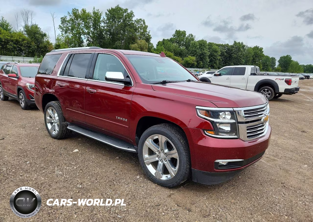 2017 Chevrolet Tahoe K1500 Premier VIN:1GNSKCKC4HR114190 - 4