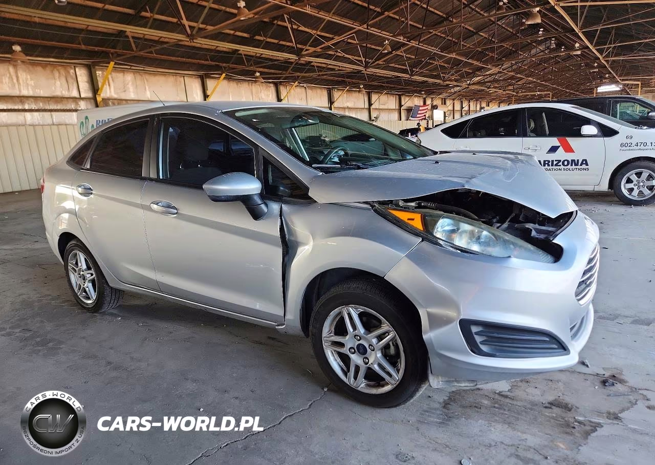 2019 Ford Fiesta Se VIN:3FADP4BJXKM117052 - 4