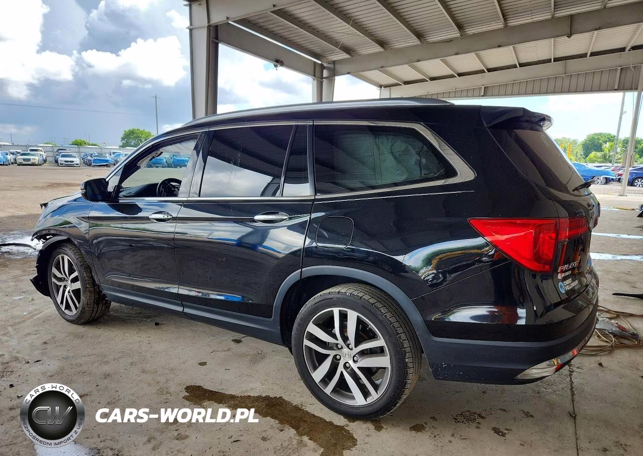 2017 Honda Pilot Touring VIN:5FNYF5H9XHB022991 - 2