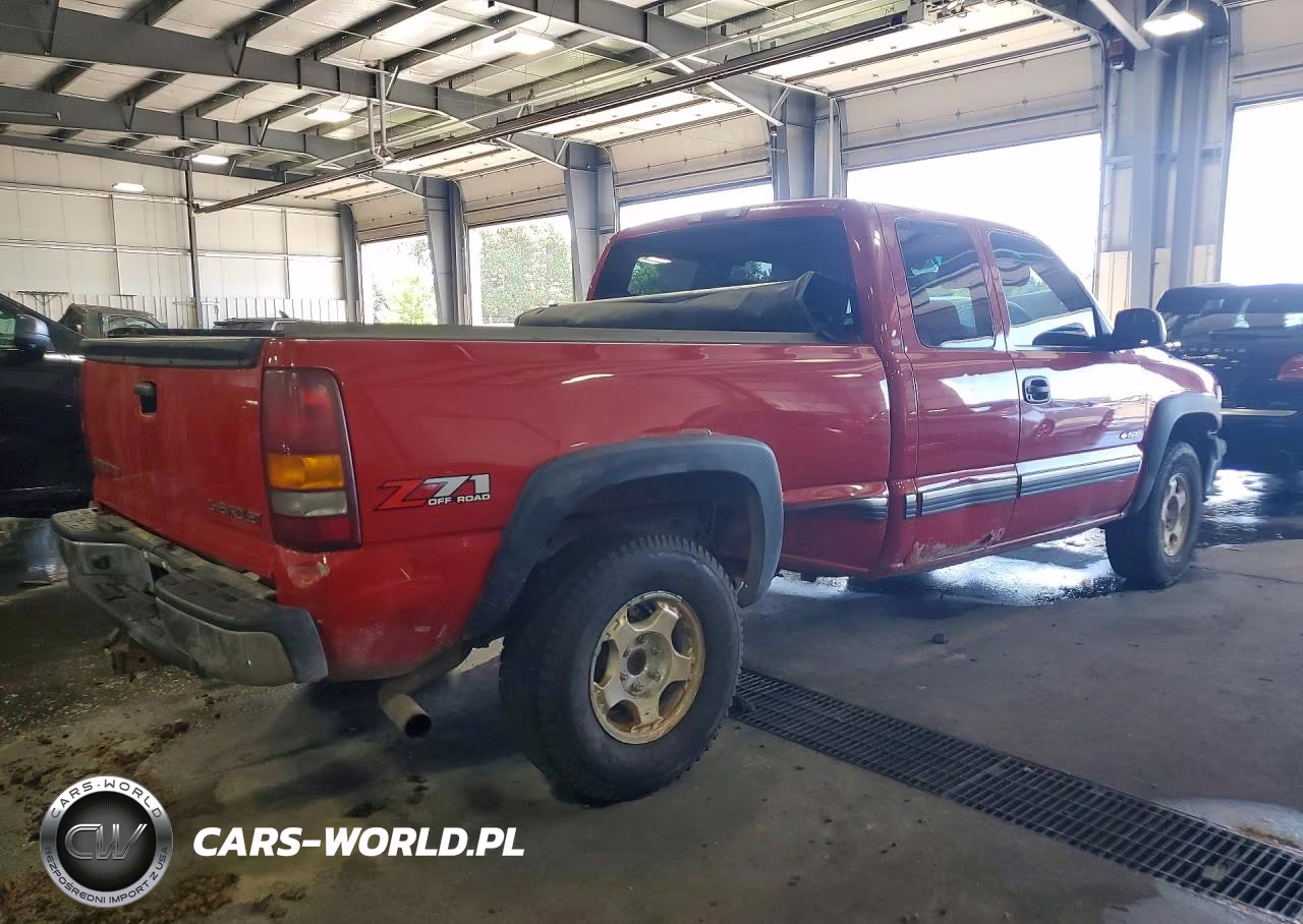 2002 Chevrolet Silverado K1500 VIN:2GCEK19T621302404 - 3