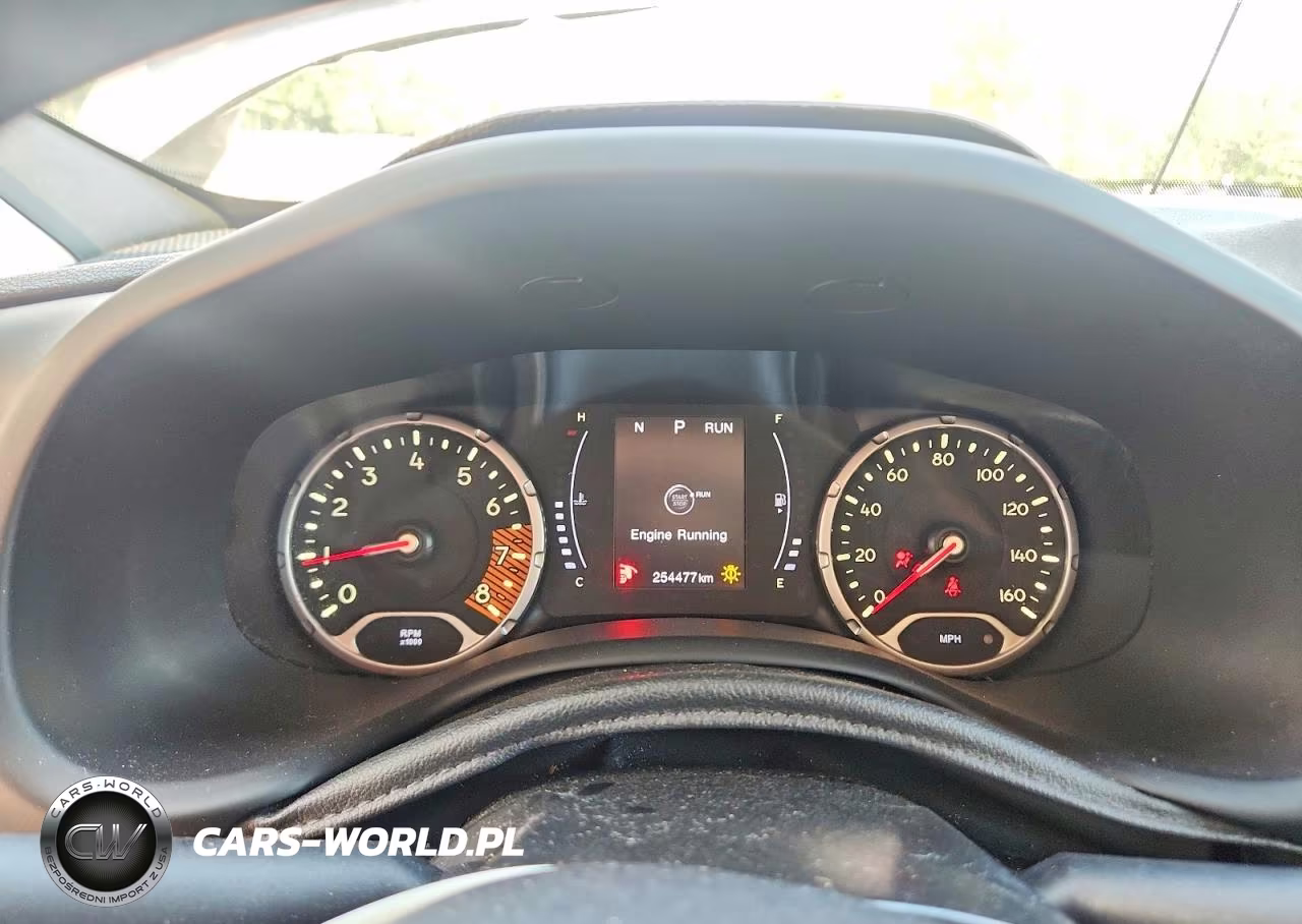 2019 Jeep Renegade Latitude VIN:ZACNJABB2KPK84541 - 9
