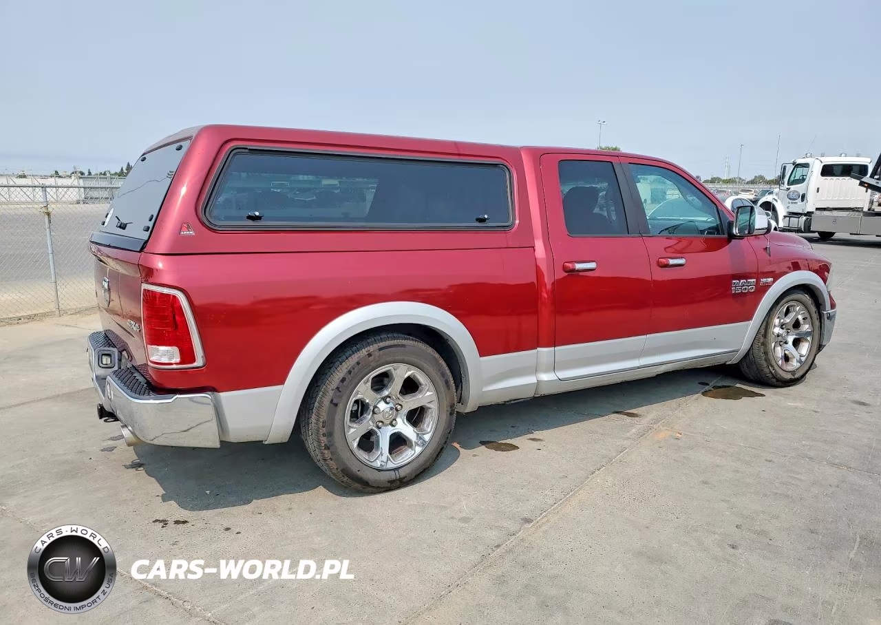 2014 Ram 1500 Laramie VIN:1C6RR7JT4ES252402 - 3