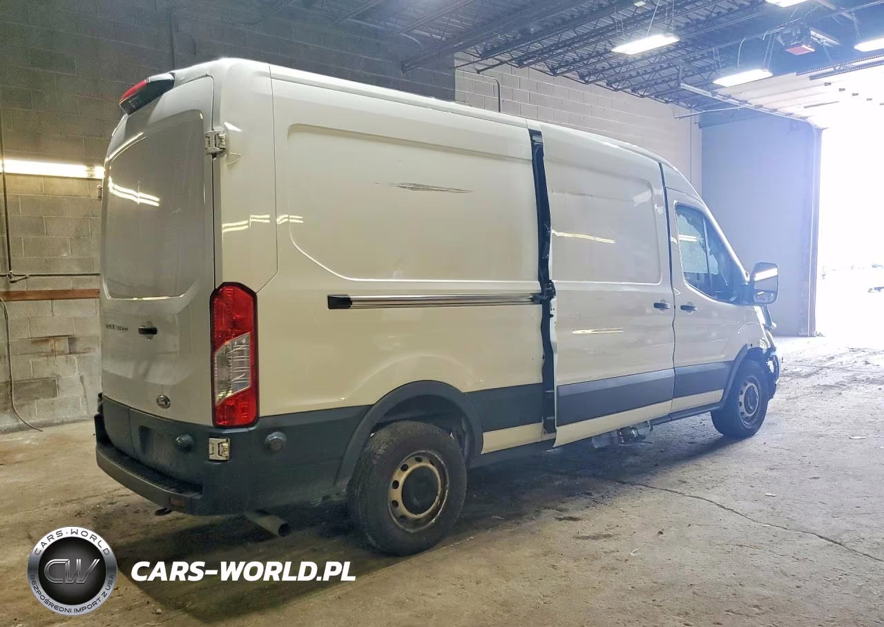 2023 Ford Transit 250 Delivery Van VIN:1FTBR1C81PKB27747 - 3