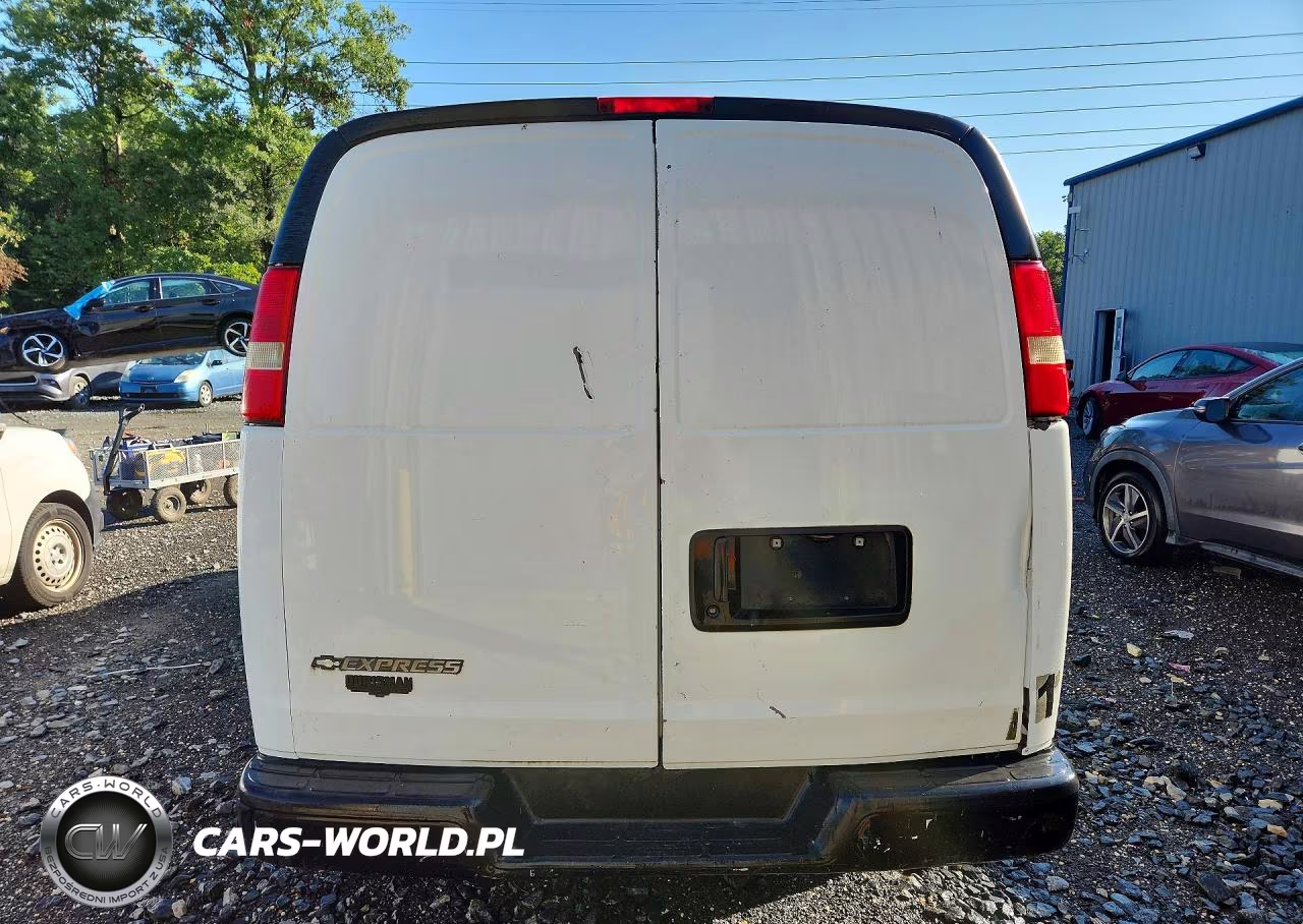 2008 Chevrolet Express G2500 VIN:1GCGG25C181118833 - 6