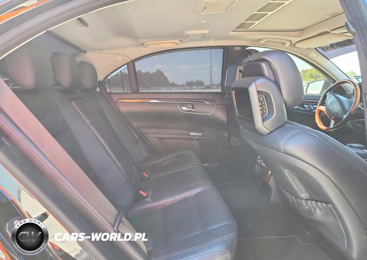 2010 MERCEDES-BENZ S 550 VIN:WDDNG7BB4AA295243 - 10