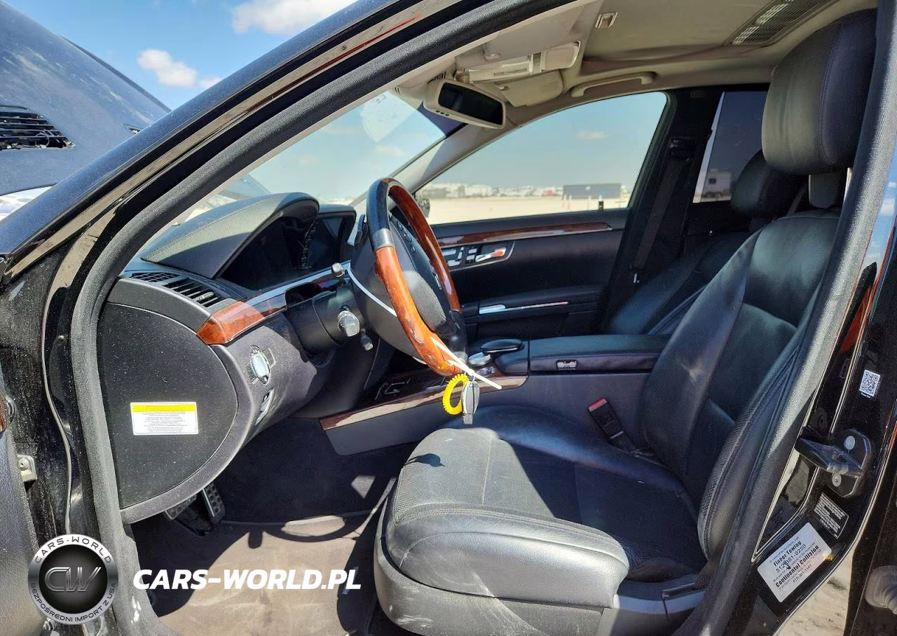 2010 MERCEDES-BENZ S 550 VIN:WDDNG7BB4AA295243 - 7