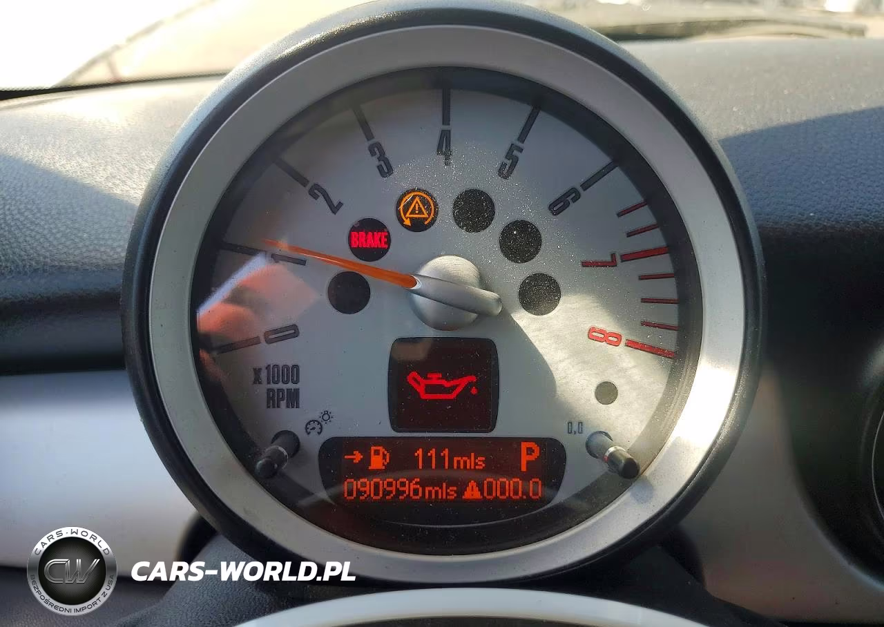 2010 Mini Cooper VIN:WMWMF3C58ATZ66019 - 9