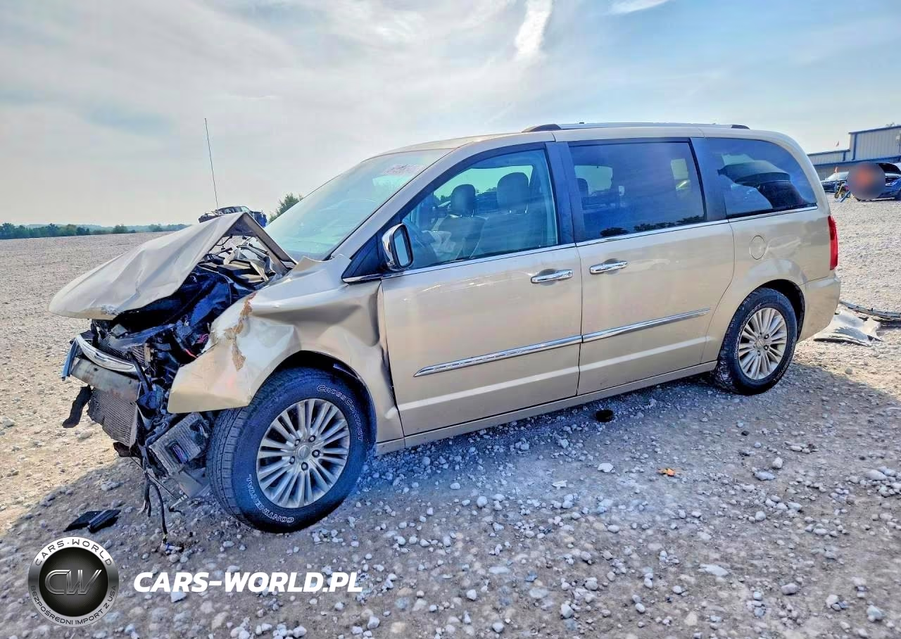2012 Chrysler Town & Country Limited – zdjęcie 1 z 14