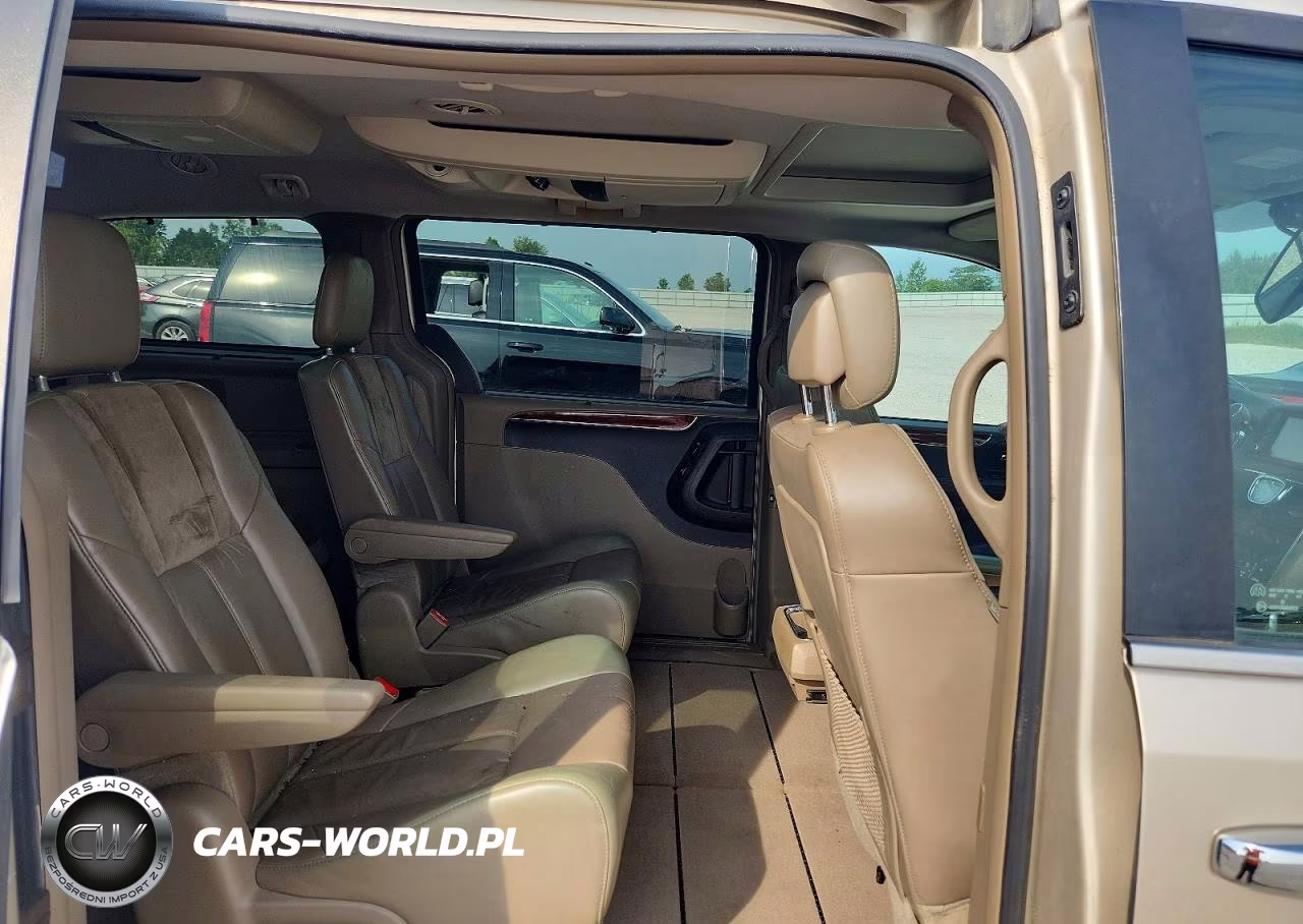 2012 Chrysler Town & Country Limited VIN:2C4RC1GG4CR303168 - 11