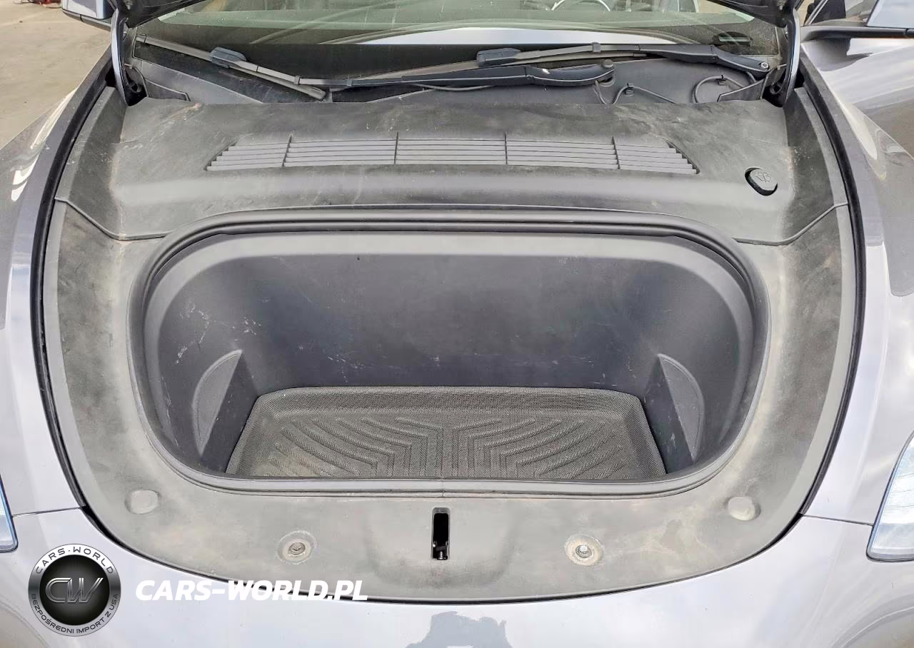 2022 Tesla Model Y VIN:7SAYGAEE5NF520554 - 11