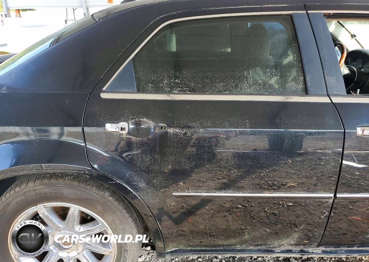 2005 Chrysler 300C VIN:2C3AA63H25H694185 - 10