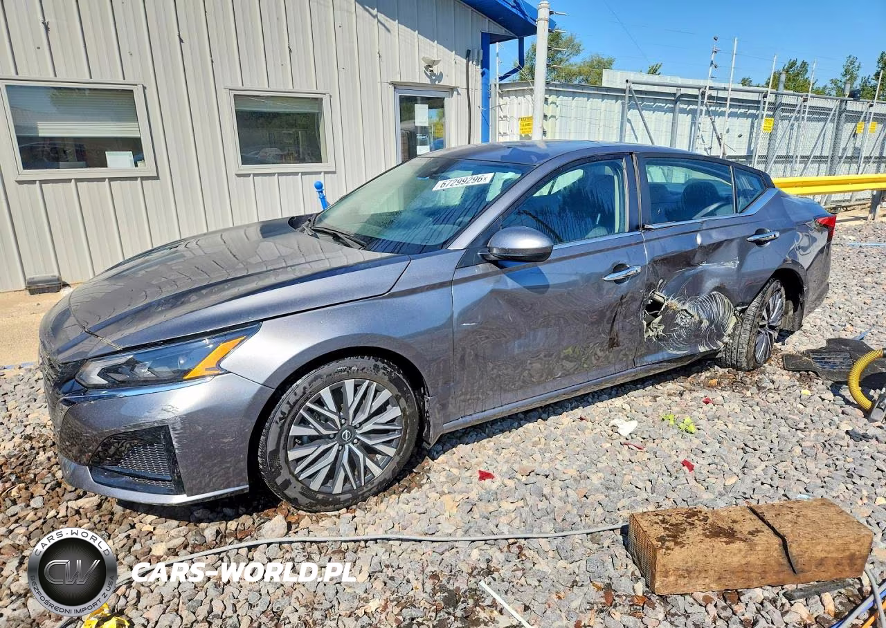 2024 Nissan Altima Sv – zdjęcie 1 z 12