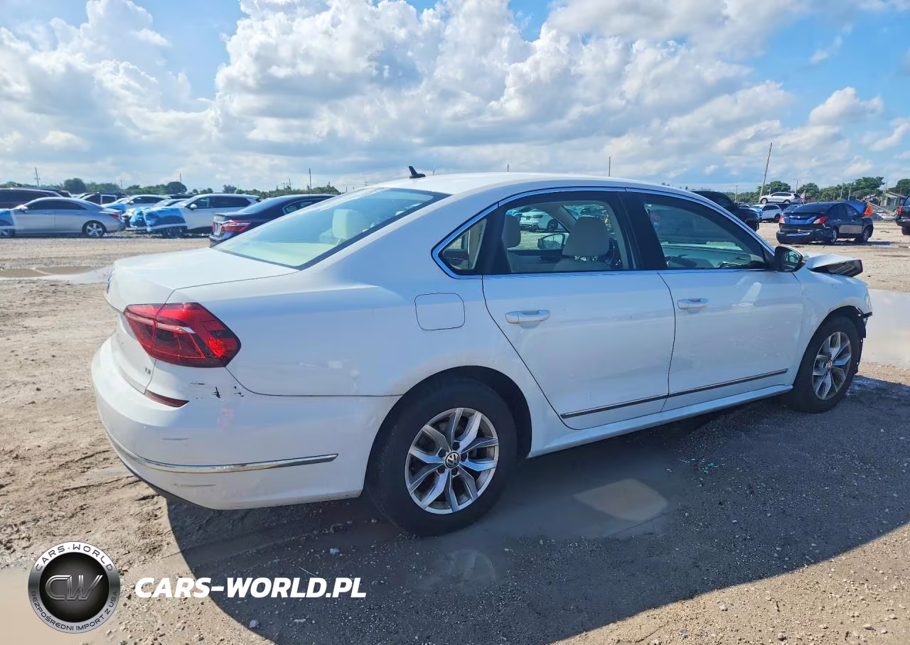 2017 Volkswagen Passat S VIN:1VWAT7A39HC068575 - 3