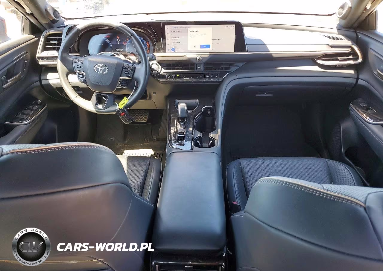 2024 Toyota Crown Platinum VIN:JTDAFAAF9R3008962 - 8