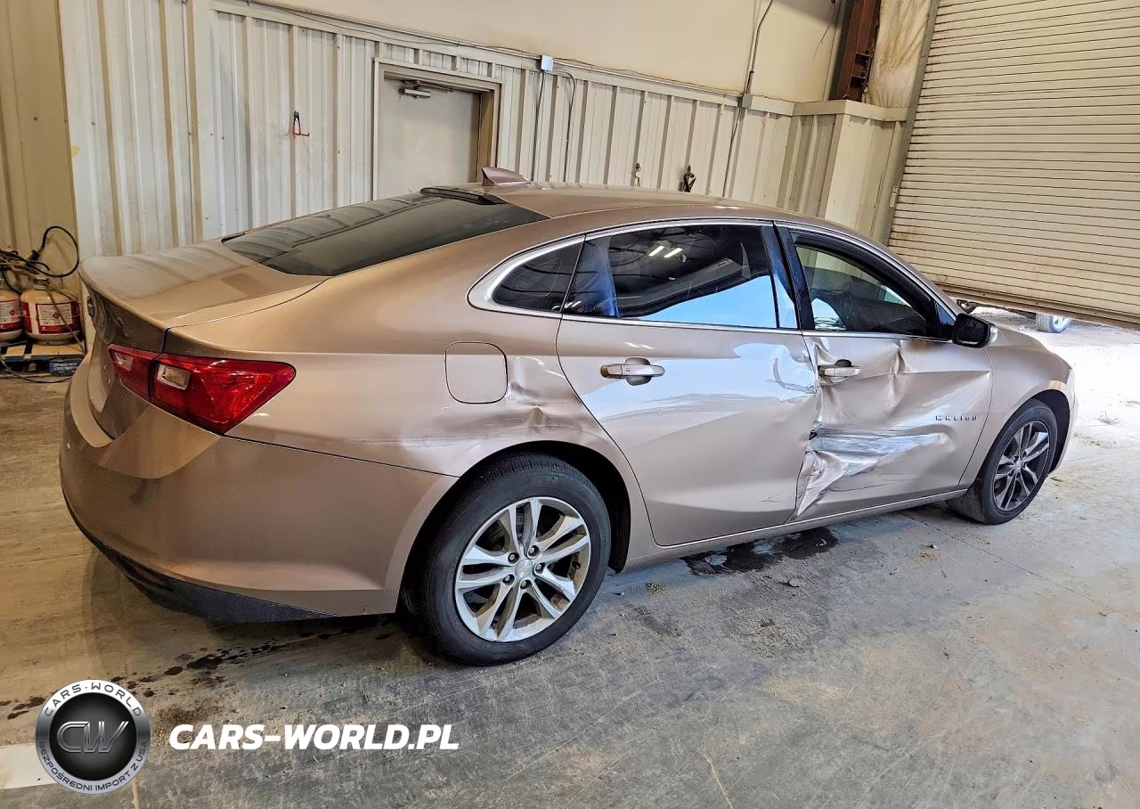 2018 Chevrolet Malibu Lt VIN:1G1ZD5ST0JF243105 - 3