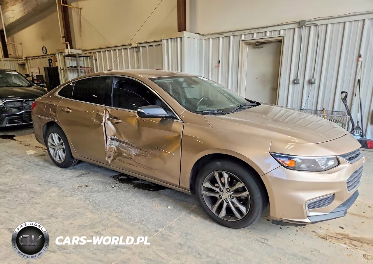 2018 Chevrolet Malibu Lt VIN:1G1ZD5ST0JF243105 - 4