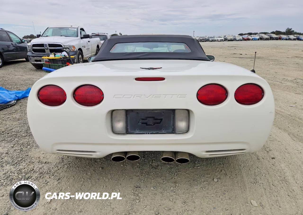 2001 Chevrolet Corvette VIN:1G1YY32G815122318 - 6