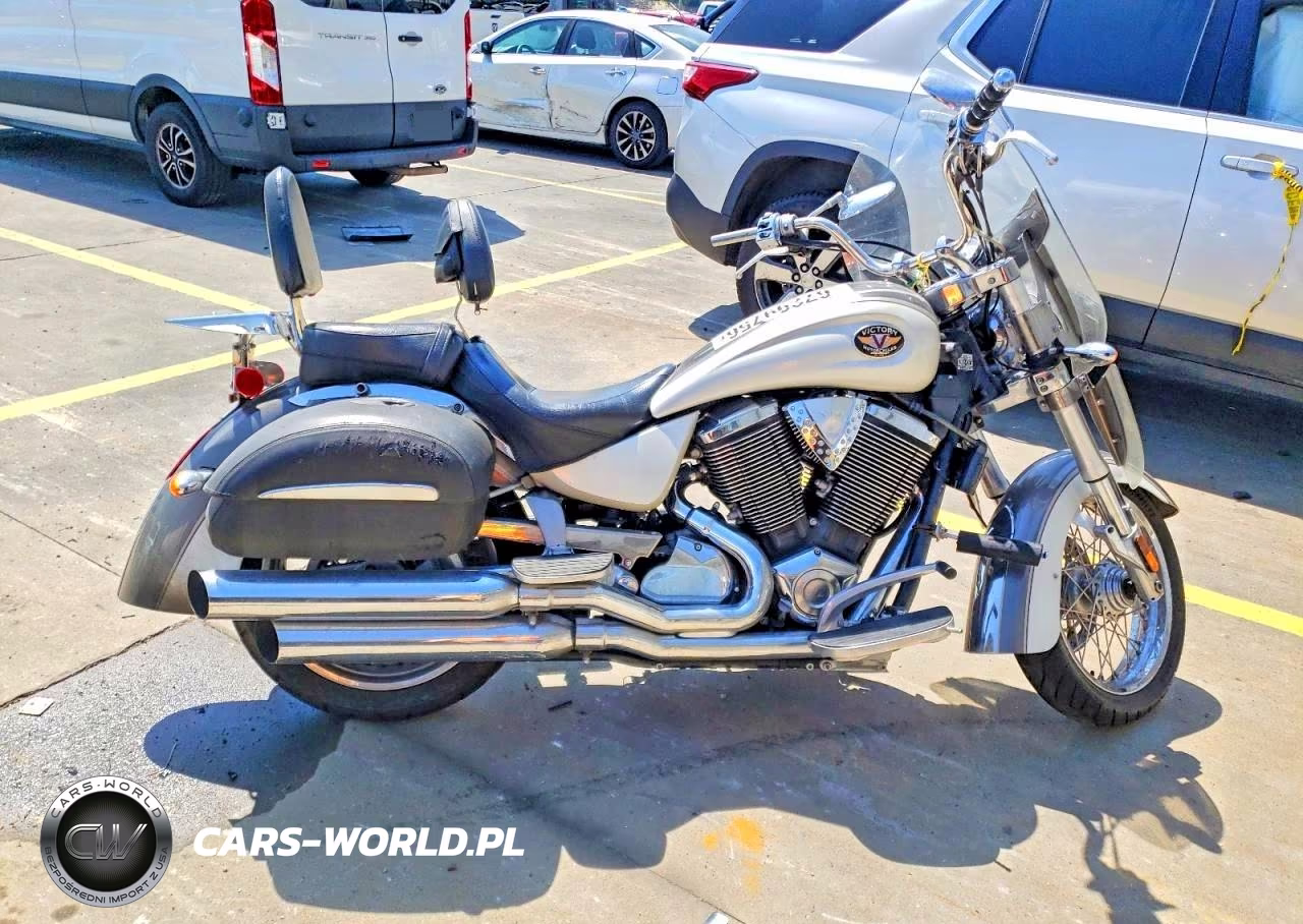 2004 Victory Motorcycles Kingpin Custom – zdjęcie 1 z 9