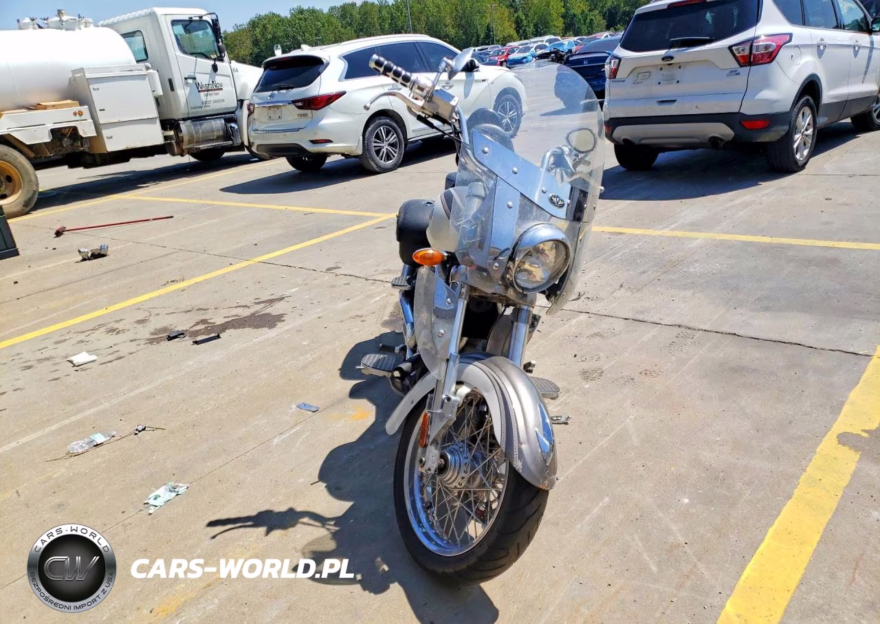 2004 Victory Motorcycles Kingpin Custom VIN:5VPCD16DX43005410 - 2