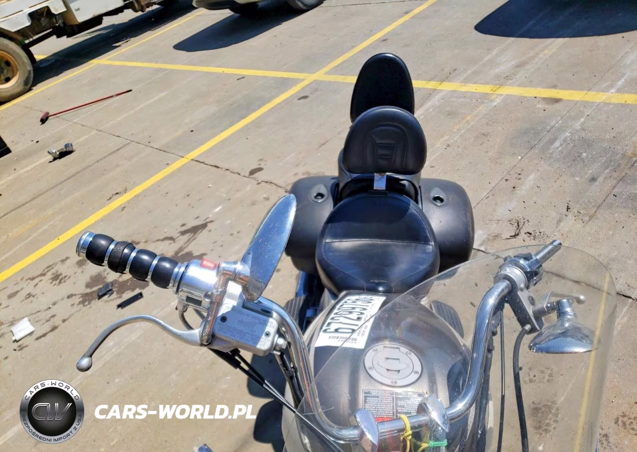 2004 Victory Motorcycles Kingpin Custom VIN:5VPCD16DX43005410 - 5