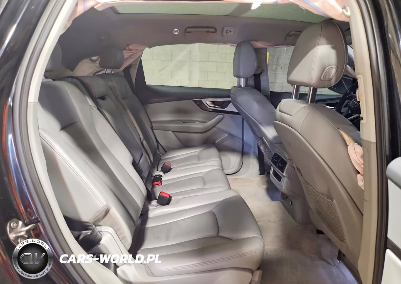 2019 Audi Q7 Premium VIN:WA1AHAF79KD024102 - 11
