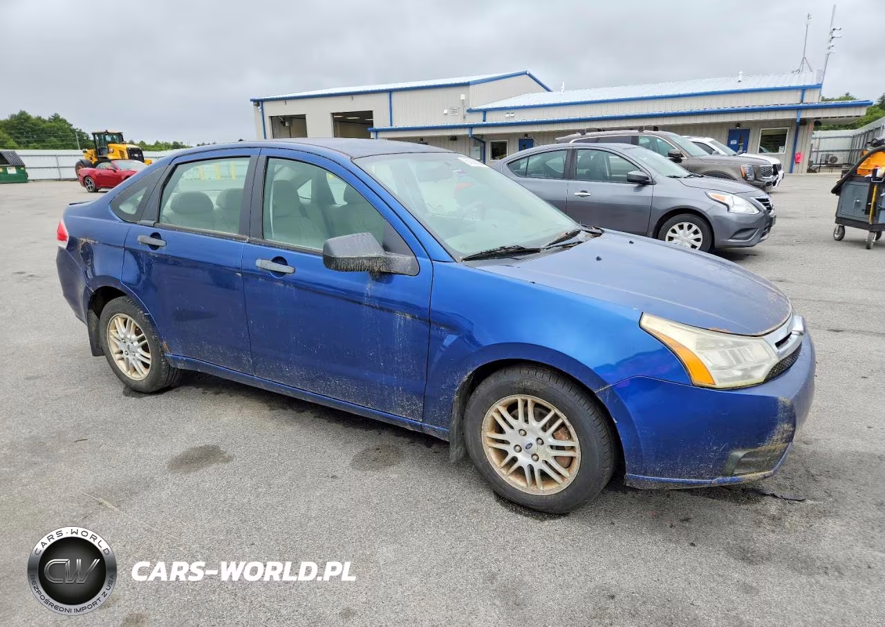2009 Ford Focus Se VIN:1FAHP35NX9W270017 - 4