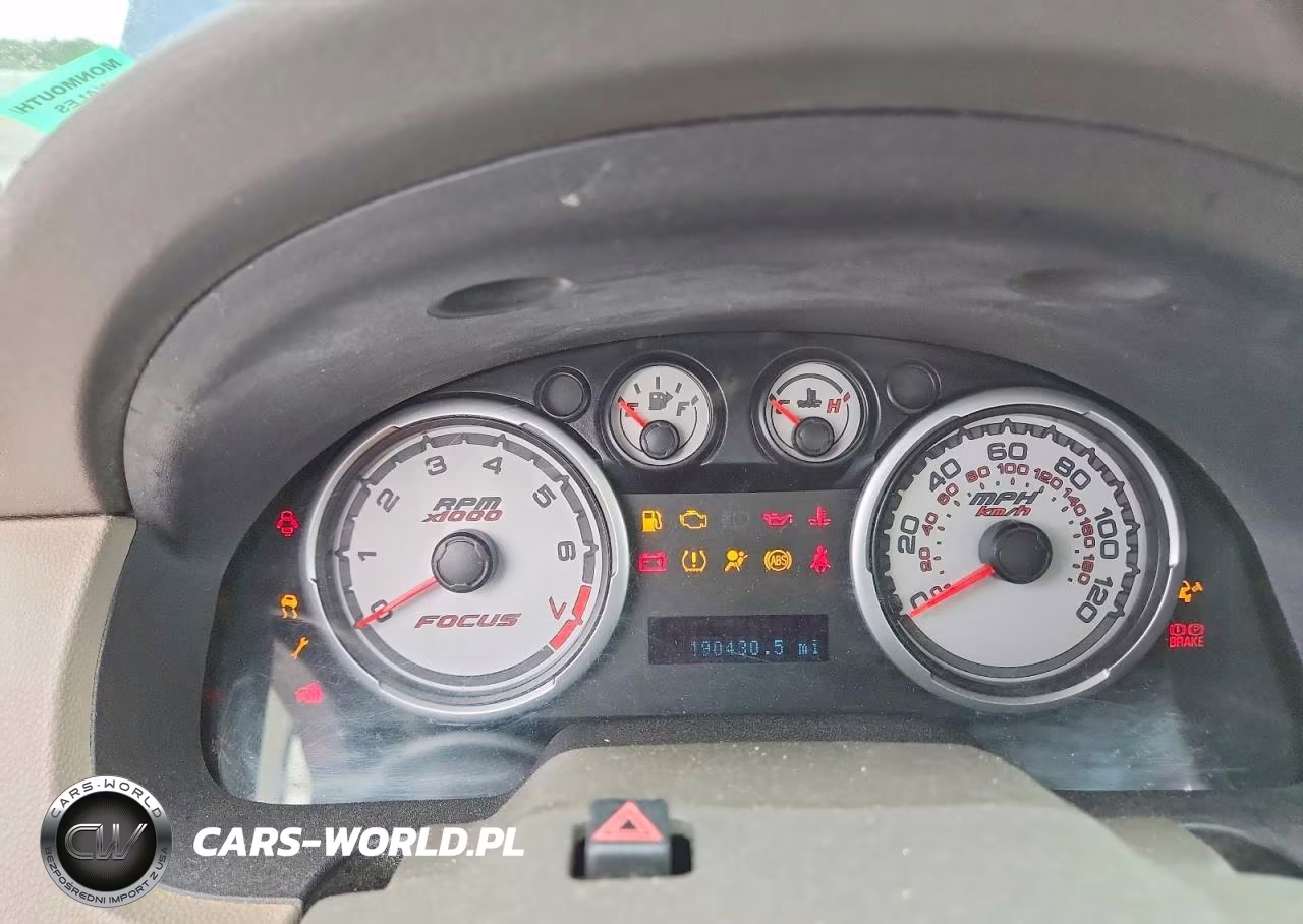 2009 Ford Focus Se VIN:1FAHP35NX9W270017 - 9