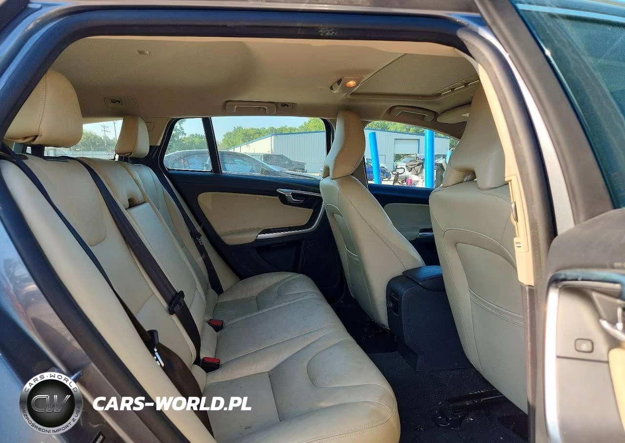 2017 Volvo V60 T5 Premier VIN:YV140MEK8H1358286 - 10