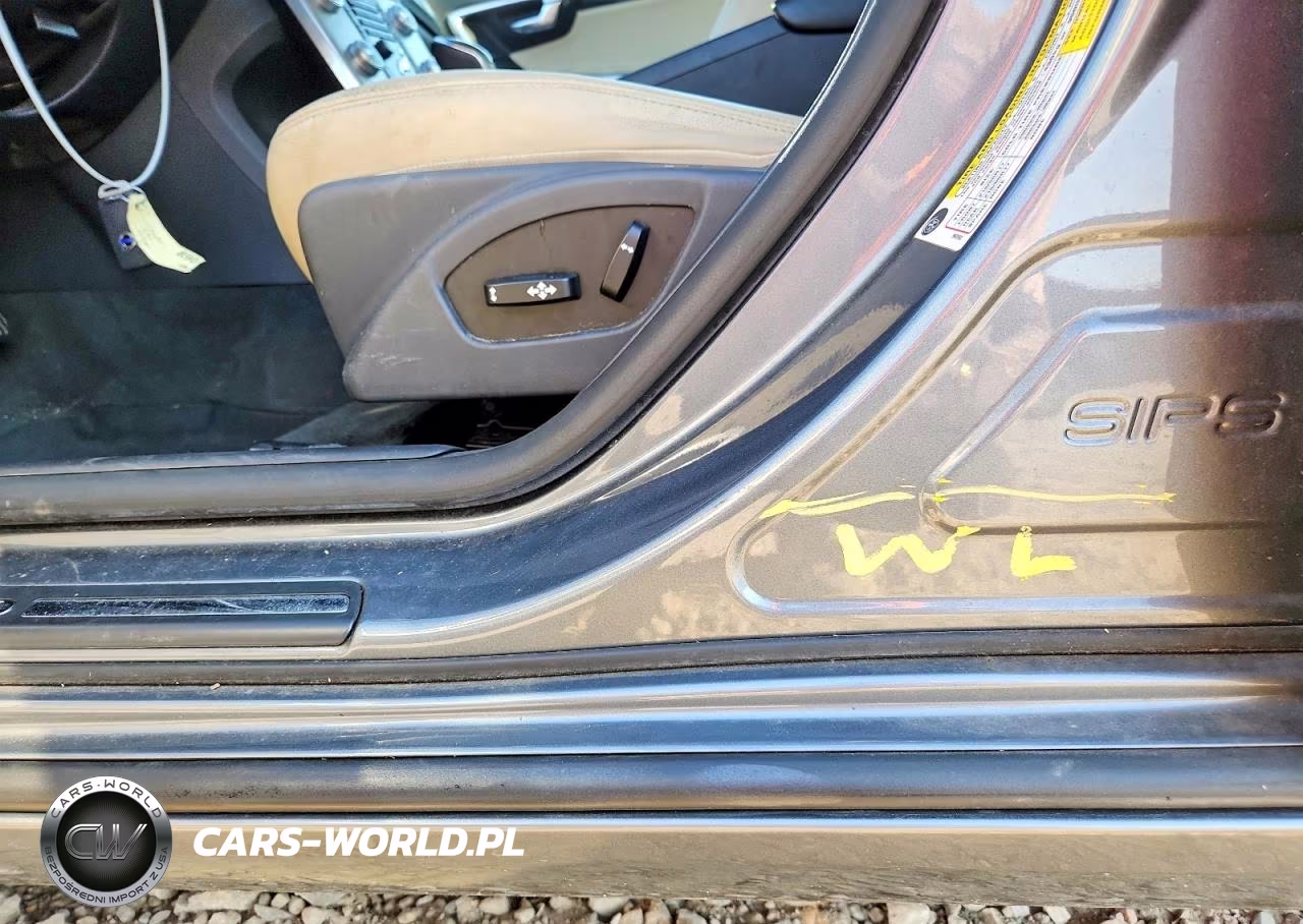 2017 Volvo V60 T5 Premier VIN:YV140MEK8H1358286 - 12