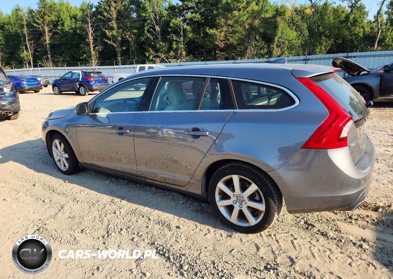 2017 Volvo V60 T5 Premier VIN:YV140MEK8H1358286 - 2