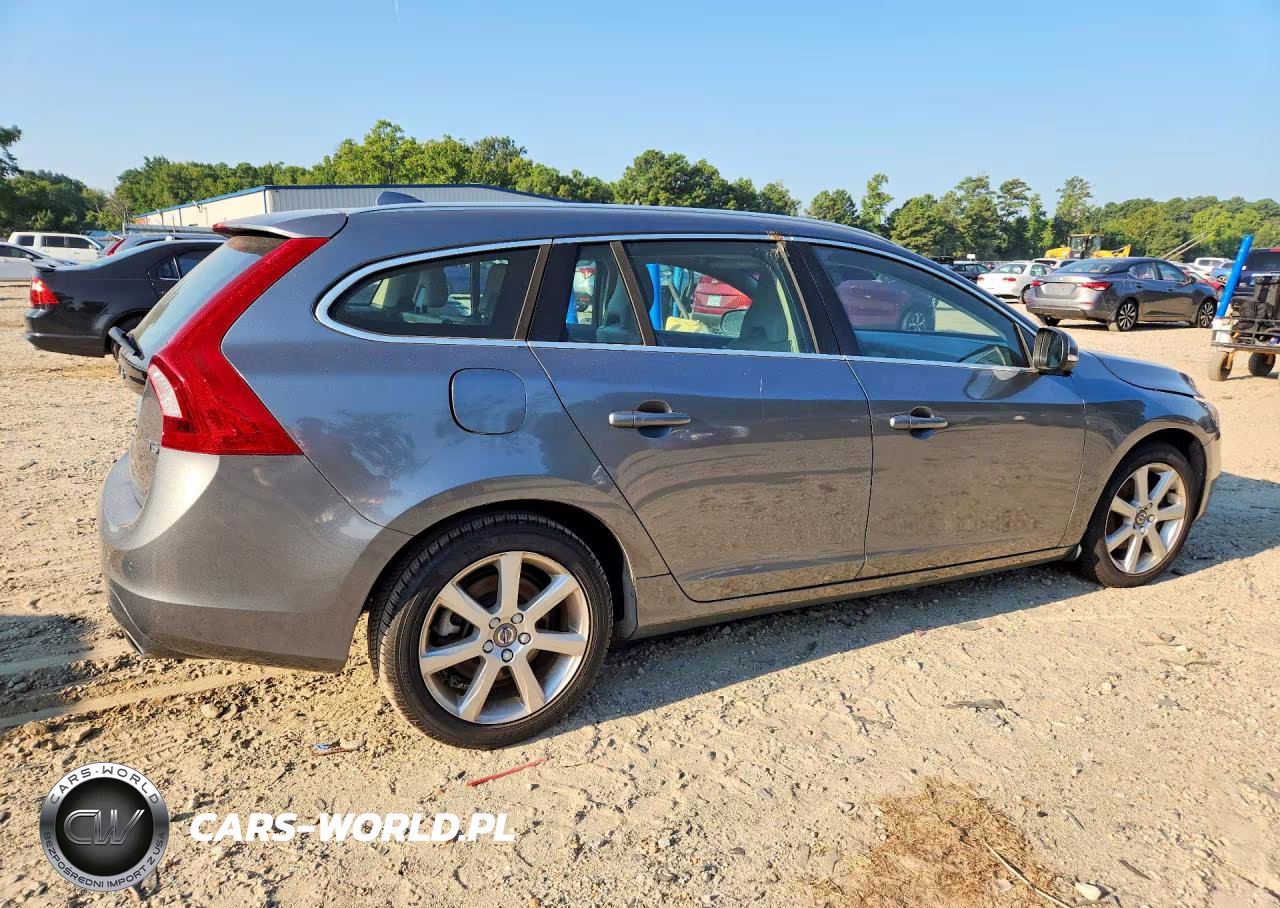 2017 Volvo V60 T5 Premier VIN:YV140MEK8H1358286 - 3
