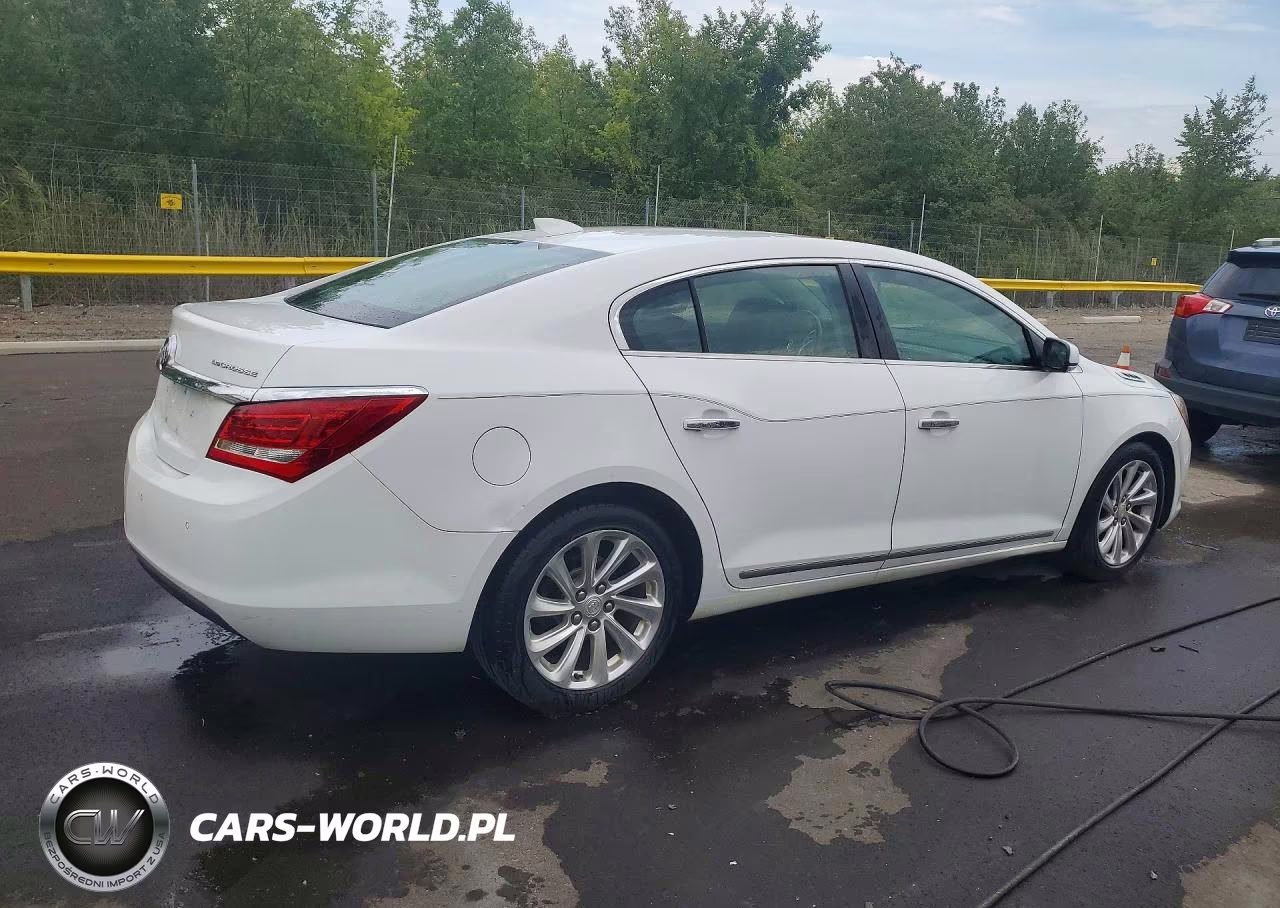 2015 Buick Lacrosse VIN:1G4GB5GR1FF150906 - 3