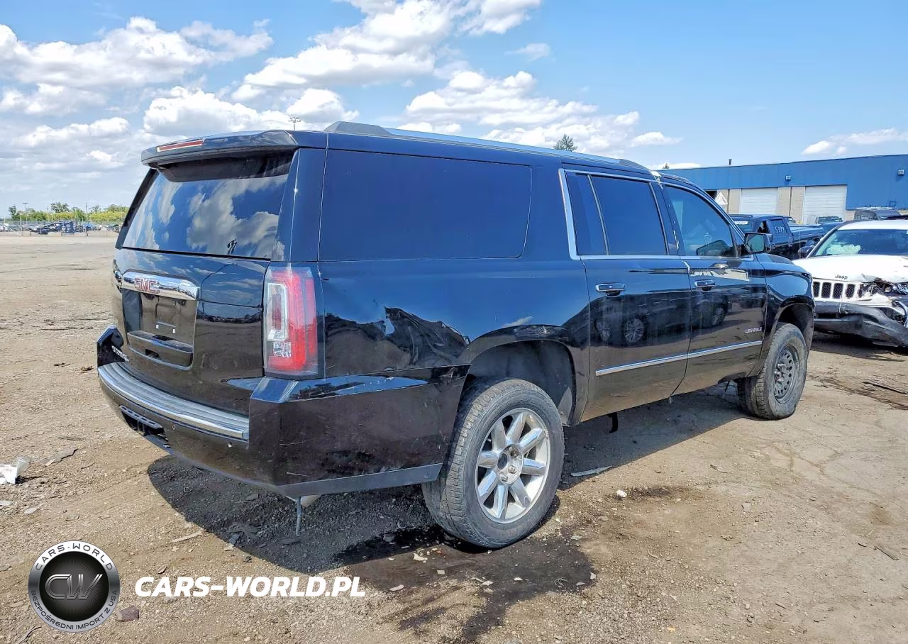 2017 GMC Yukon Xl Denali VIN:1GKS2HKJ4HR374162 - 3