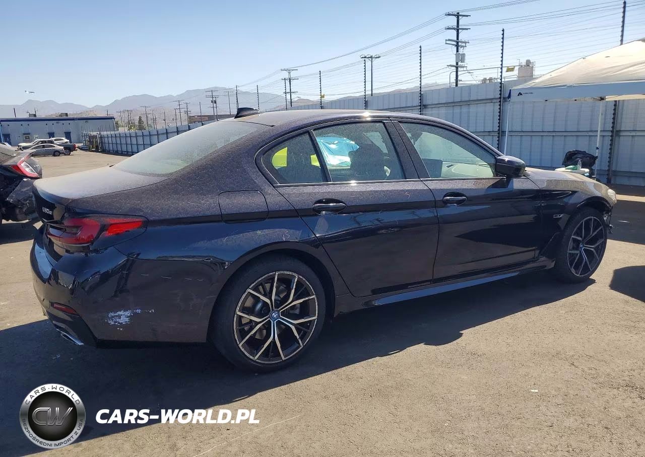 2022 BMW 530E VIN:WBA13AG02NCL04358 - 3