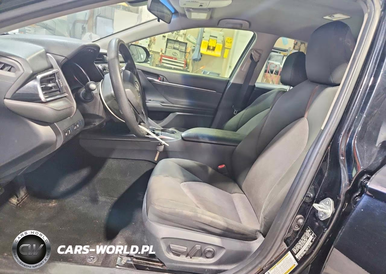 2018 Toyota Camry Le VIN:JTNB11HK4J3009930 - 7