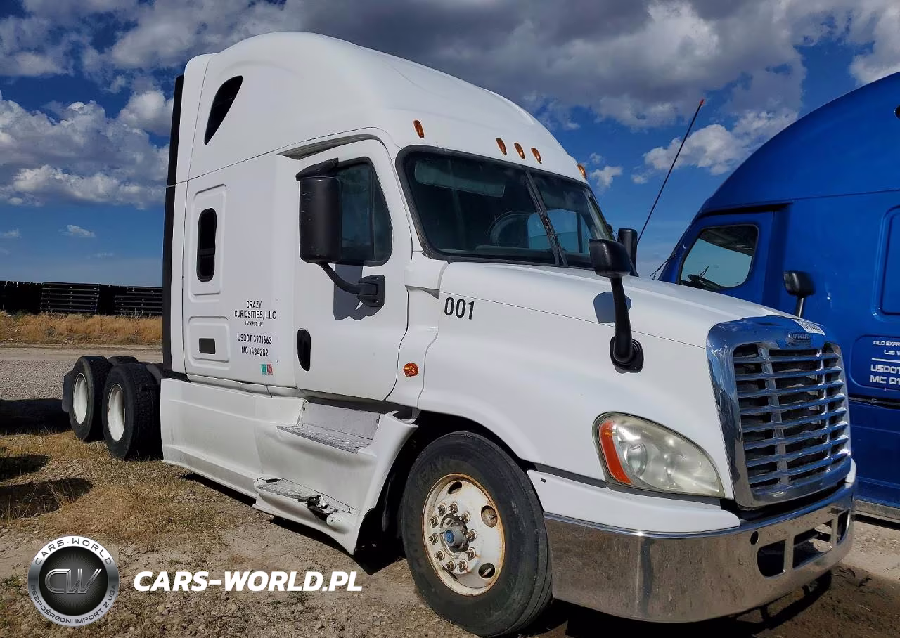 2017 Freightliner Cascadia 125 Semi Truck VIN:1FUJGLBG4HLHV6867 - 4