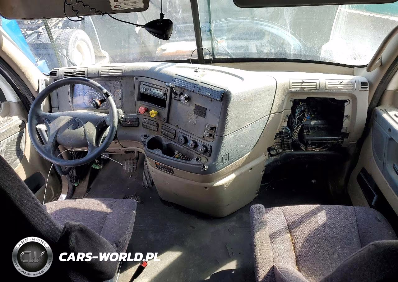 2017 Freightliner Cascadia 125 Semi Truck VIN:1FUJGLBG4HLHV6867 - 8