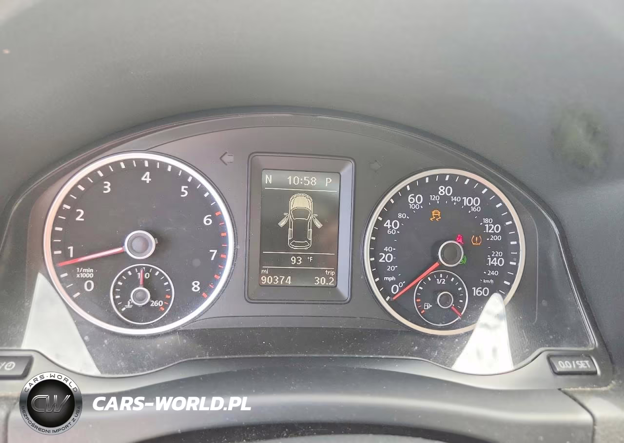 2017 Volkswagen Tiguan Wolfsburg VIN:WVGSV7AX0HK012319 - 9