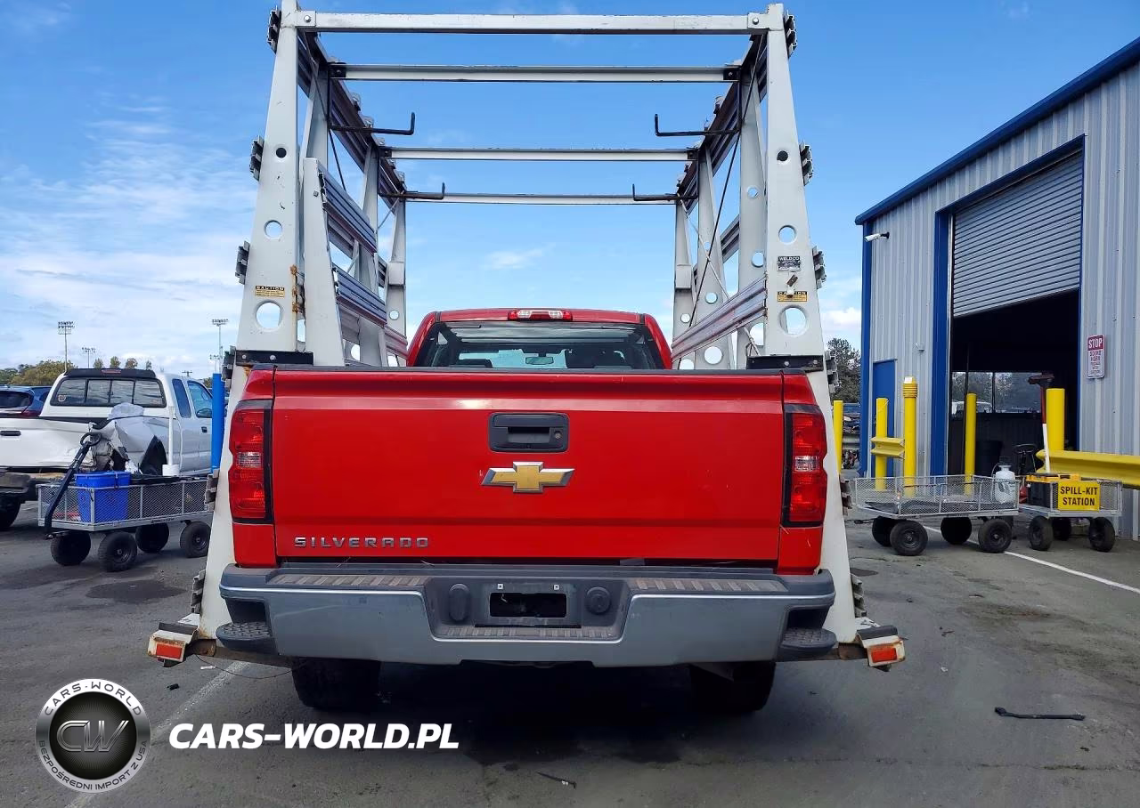 2018 Chevrolet Silverado K2500 Heavy Duty VIN:1GC2KUEG0JZ229775 - 6