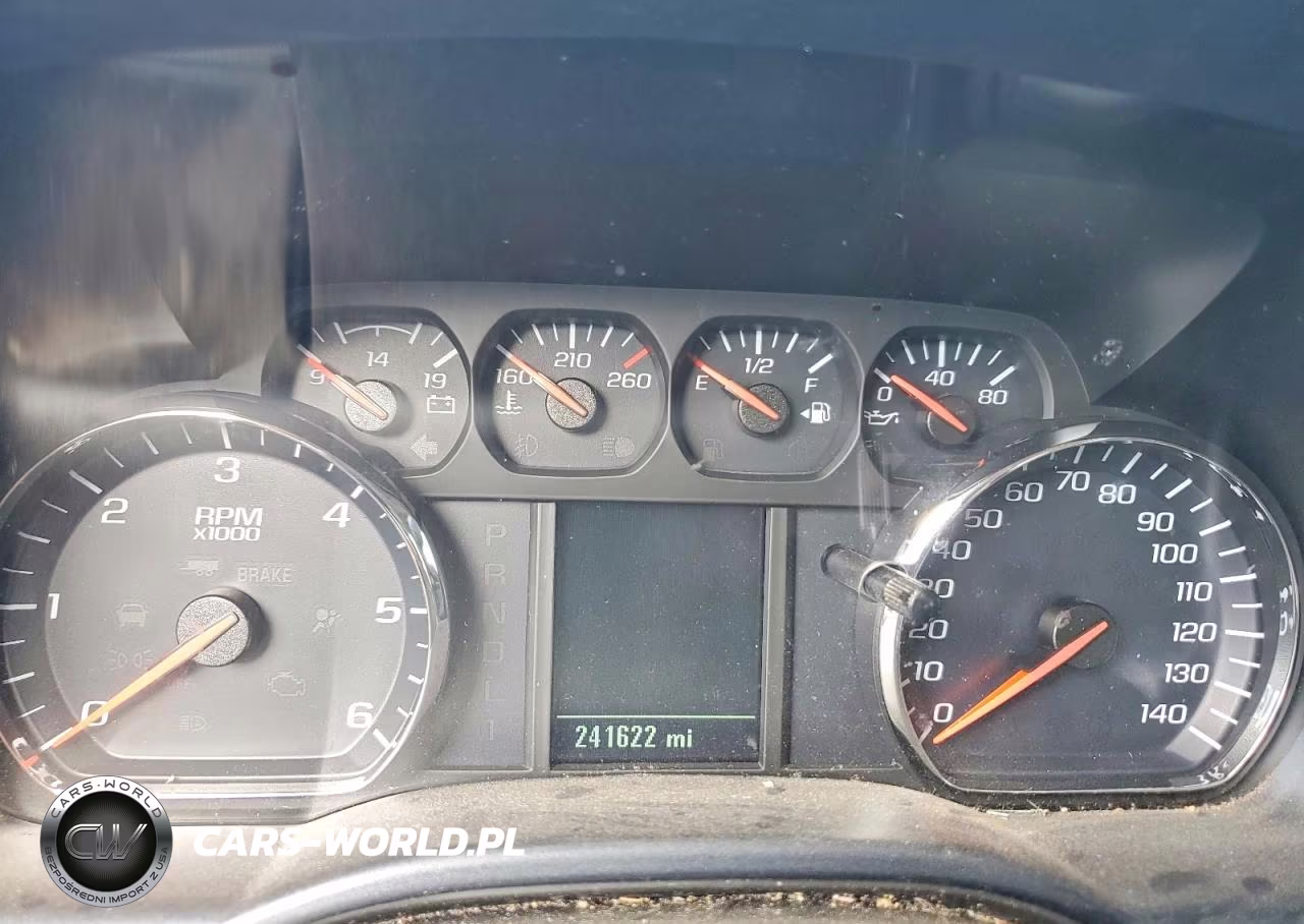 2018 Chevrolet Silverado K2500 Heavy Duty VIN:1GC2KUEG0JZ229775 - 9