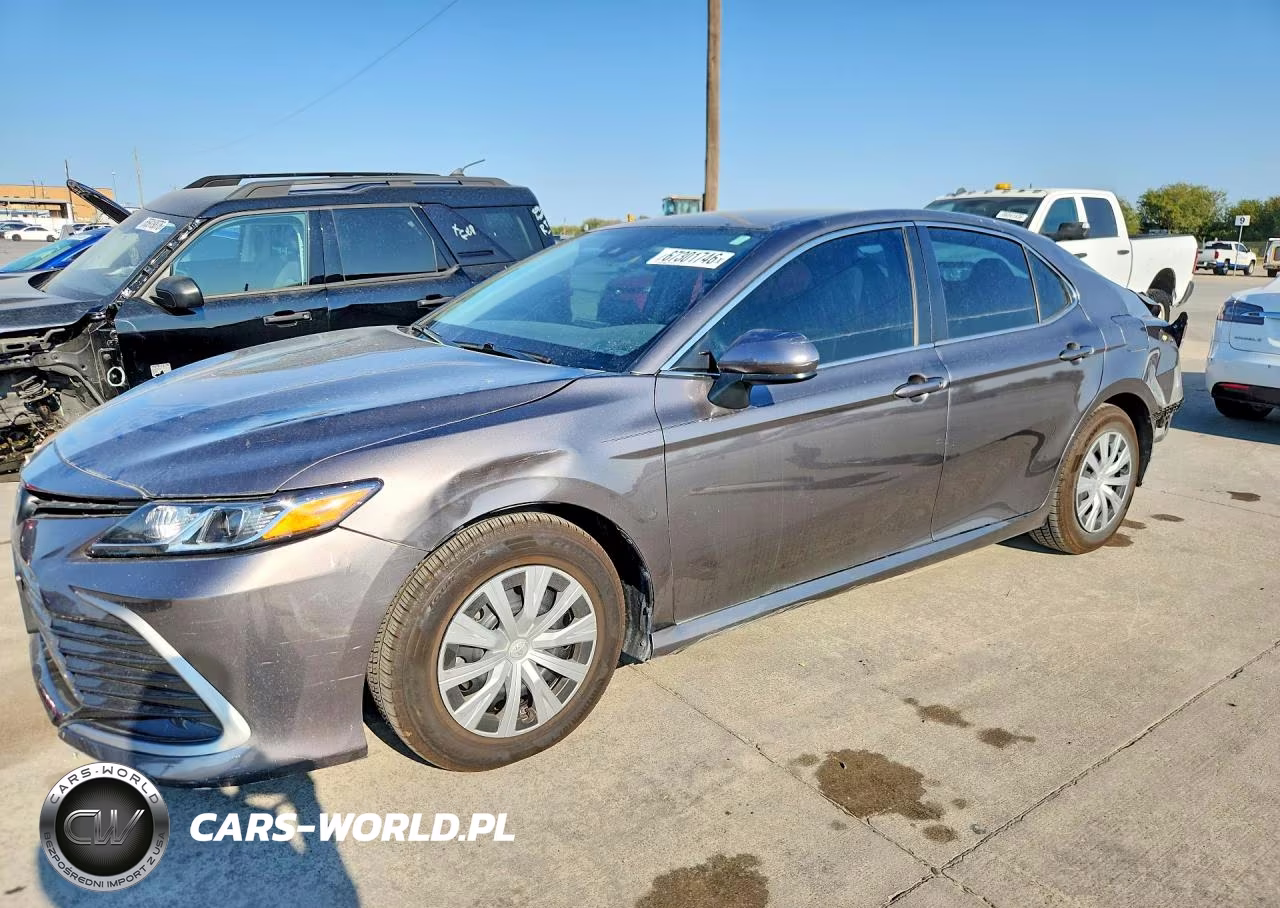 2023 Toyota Camry Le