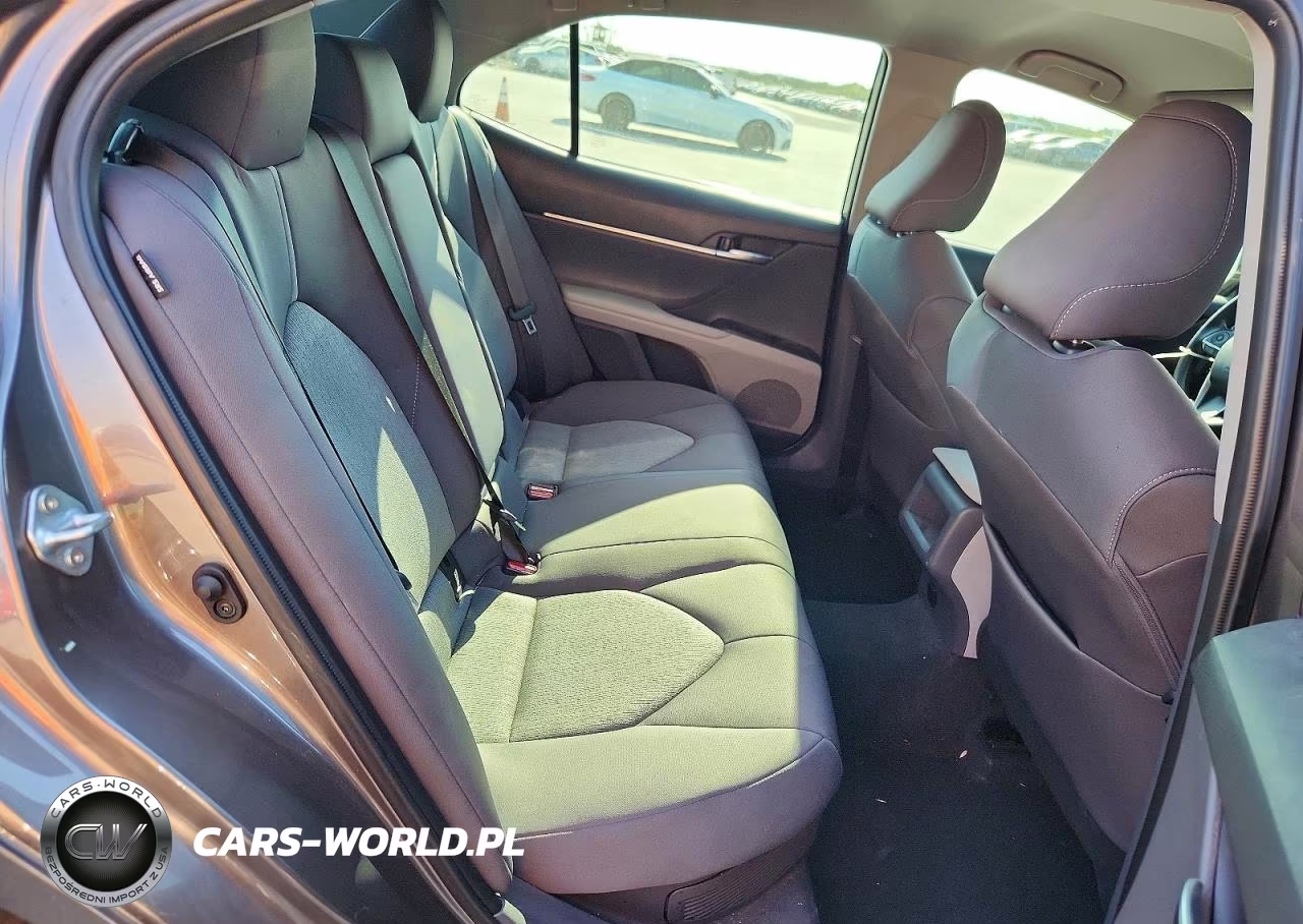 2023 Toyota Camry Le VIN:4T1C31AK4PU611884 - 10