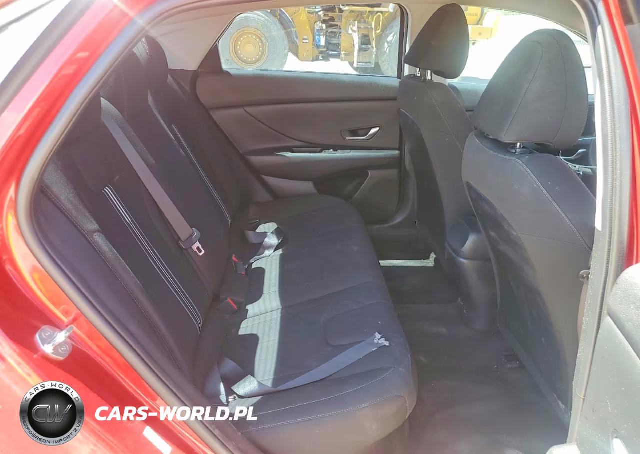 2022 Hyundai Elantra Blue VIN:KMHLM4AJ1NU031480 - 10