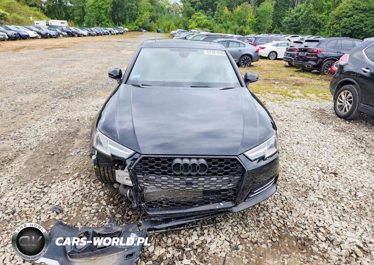 2017 Audi A4 Premium VIN:WAUANAF43HN052532 - 5