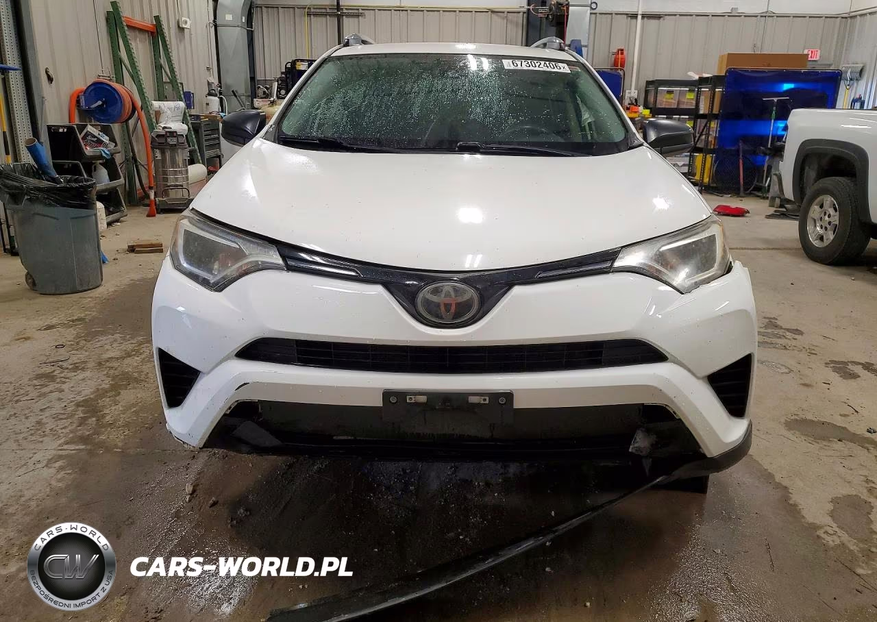 2018 Toyota Rav4 Le VIN:JTMBFREV8JJ741296 - 5