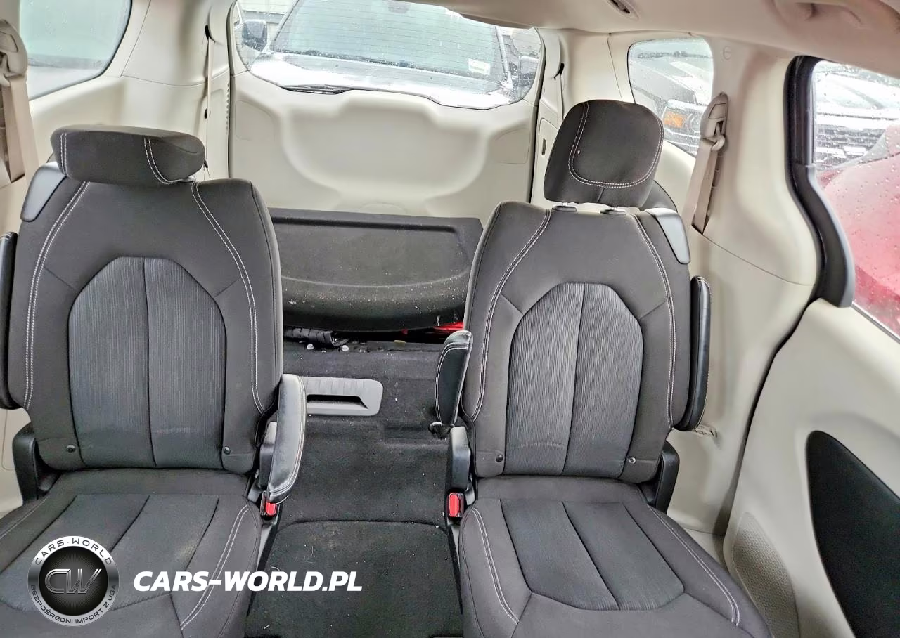 2022 Chrysler Voyager Lx VIN:2C4RC1CGXNR105509 - 10