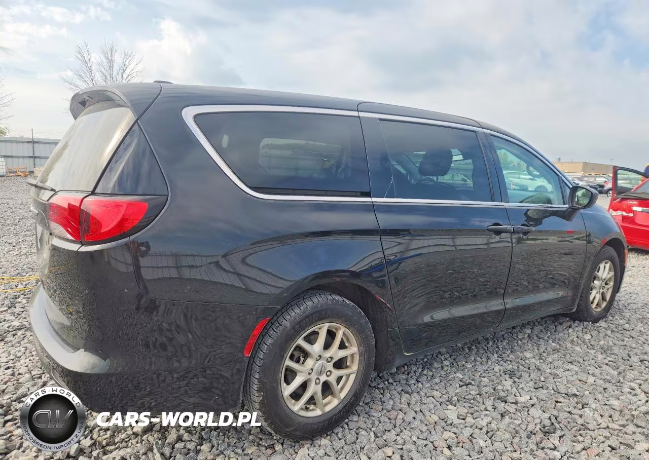 2022 Chrysler Voyager Lx VIN:2C4RC1CGXNR105509 - 3