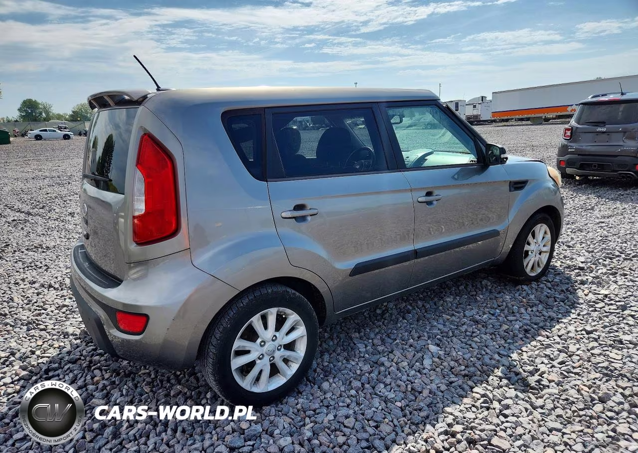 2012 Kia Soul + VIN:KNDJT2A6XC7367252 - 3