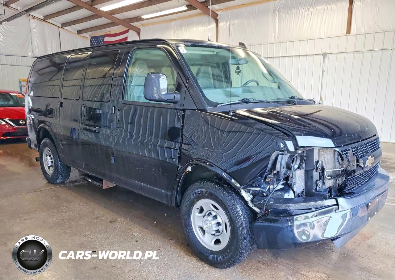 2016 Chevrolet Express VIN:1GAWGEFF0G1318650 - 4